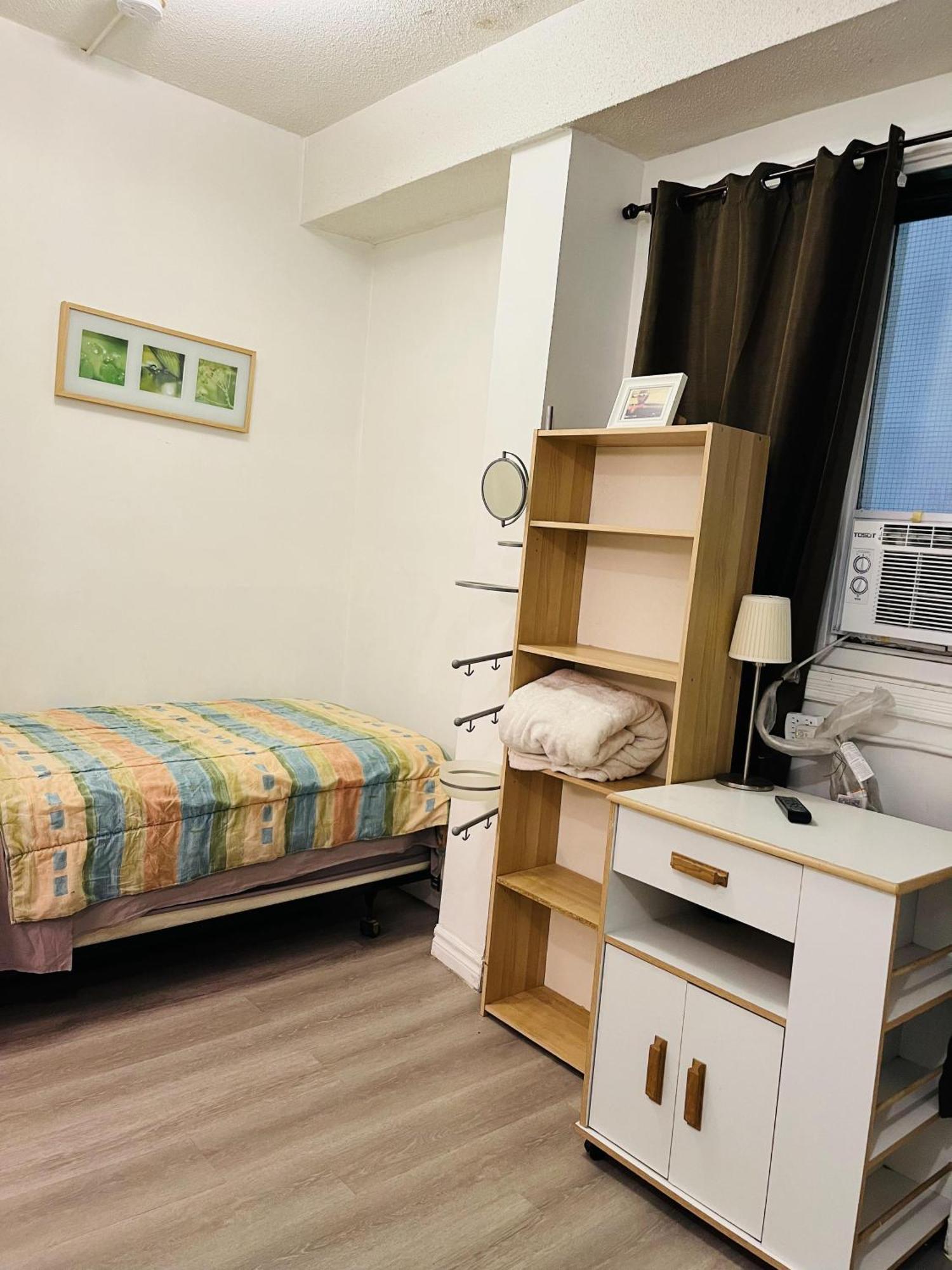 Saint Lawrence Residences And Suites Торонто Екстериор снимка