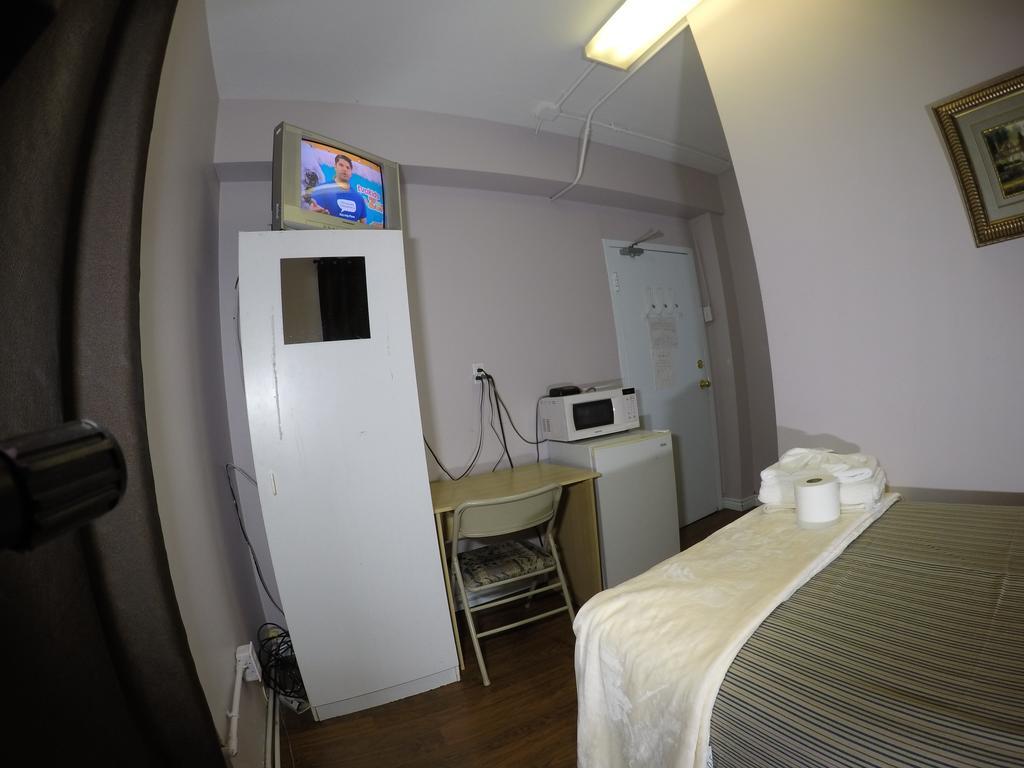 Saint Lawrence Residences And Suites Торонто Екстериор снимка